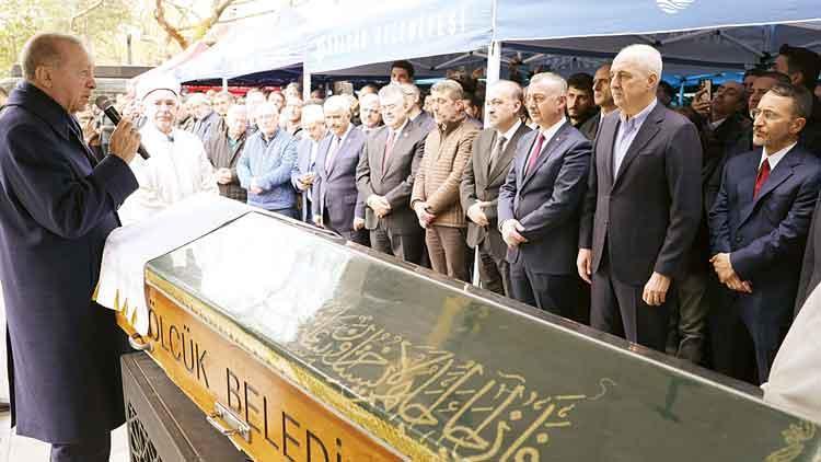 Kadim yol arkadaşını uğurladı
