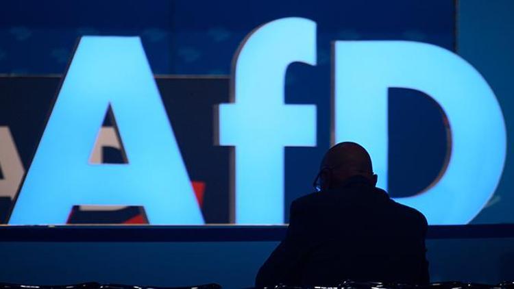 Almanya’da beklenen oldu Aşırı sağcı AfD birinci parti