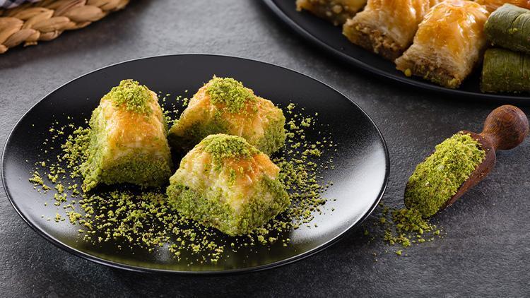 Fıstıklı baklava tarifi