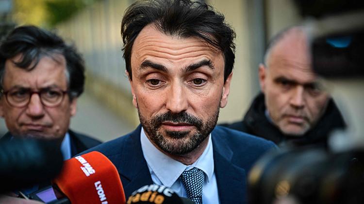 Lyon’un 2. Bölge Başkanı Oliver, yolsuzlukla suçlanan Belediye Başkanı için görevden alınmasını istedi
