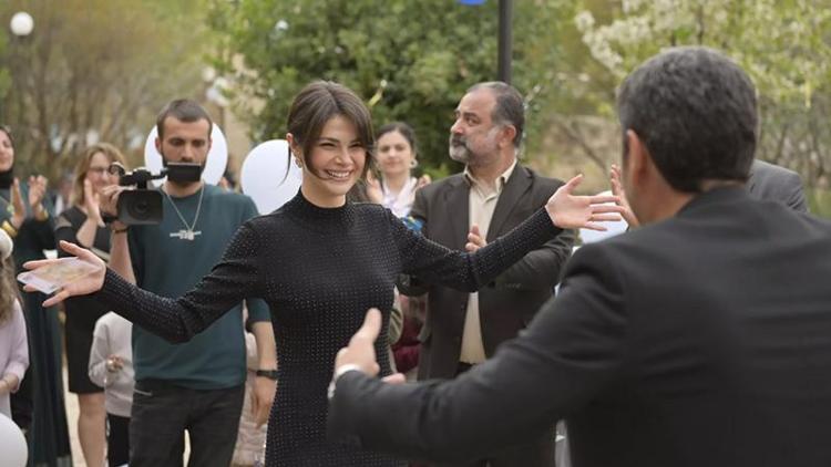 UZAK ŞEHİR 21. BÖLÜM FULL HD İZLEME EKRANI (14 Nisan Pazartesi) | Uzak Şehir son bölümde Mineden beklenmedik ziyaret Yeni bölüm fragmanı yayınlandı mı