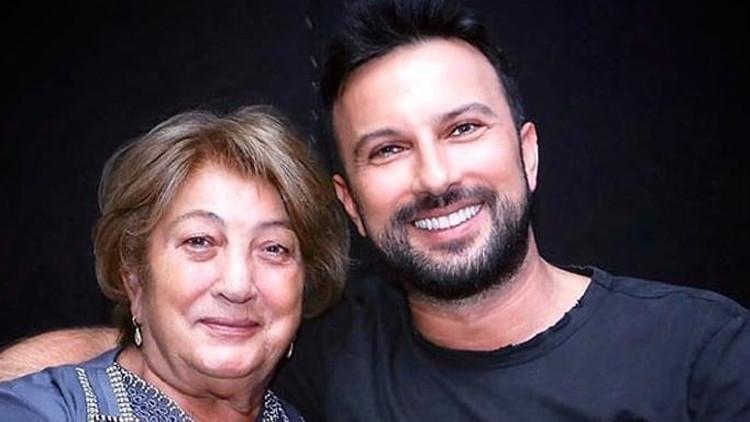 Anne kaybı içte yanan har bir ateş Tarkan yaşadığı acıyı anlattı