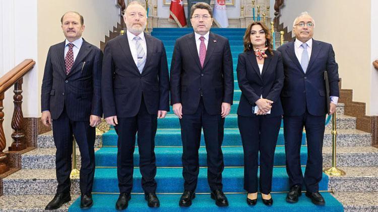 DEM heyeti Adalet Bakanı’nı ziyaret etti