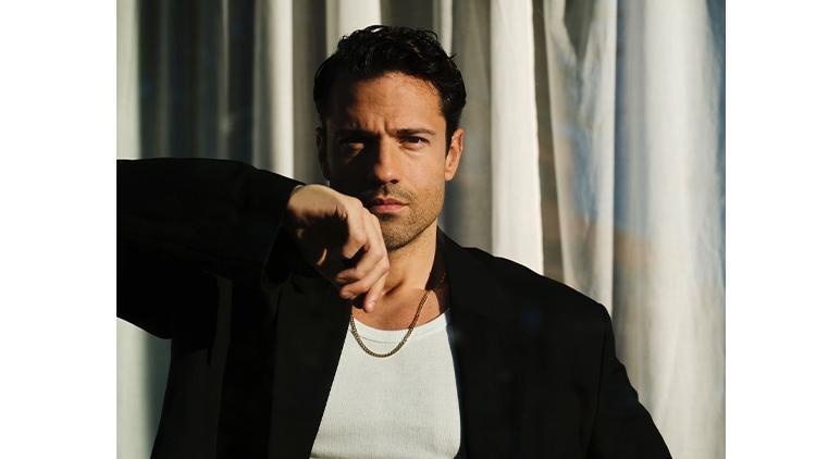 Konstantinos Argiros 9 Temmuz’da İstanbul’da sahne alacak