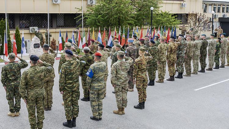 NATO, Kosova’daki askeri varlığını güçlendiriyor