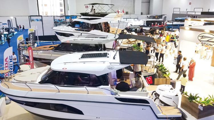 Küçük tekne satılmıyor lüks yatlara talep canlı... Orta gelirli denizi bıraktı