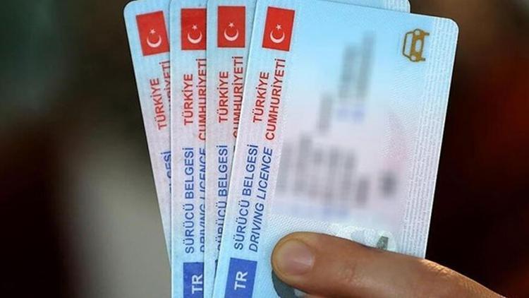 4.2 milyon kişinin ehliyeti geçersiz olabilir... Sadece 3 ay kaldı