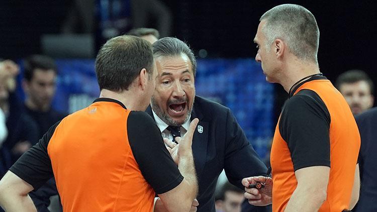 Anadolu Efes Başantrenörü Luca Banchi: Bu seri her şeye gebe