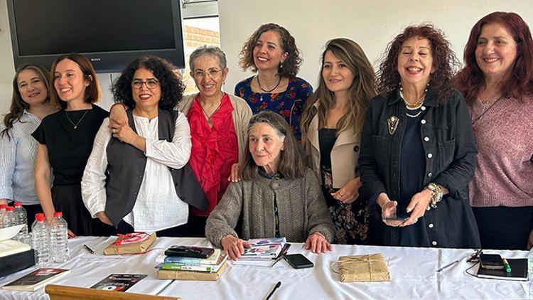 Londra’da “Saklı Çekmece” için buluştular
