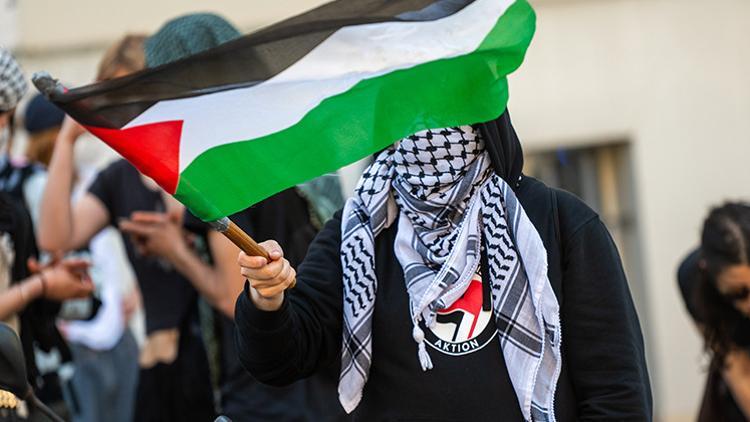 Yeni hükümete çağrı: ‘Filistin’i tanı, İsrail’e silah verme’