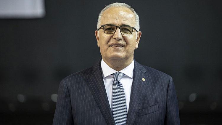 TVF Başkanı Mehmet Akif Üstündağ: İstanbulda ipi göğüsleyen takım Vakıfbank olsun Destekleri için Ali Koça teşekkür ederim