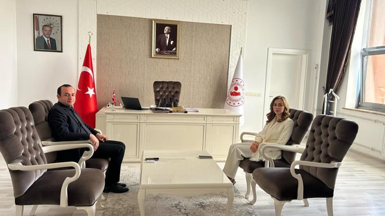 Gökçebey Kaymakamı Kahraman Şıktaş, Korgun Kaymakamını Gür’ü ziyaret etti