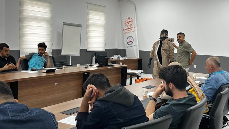 Adıyamanda sağlık çalışanlarına eğitim