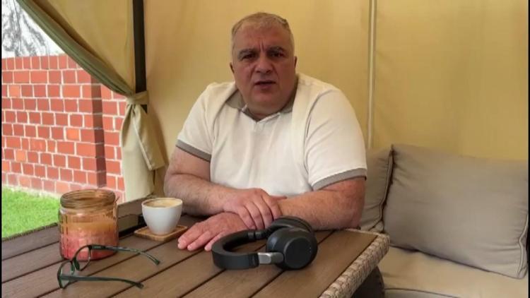 Sinoplu gurbetçiden Gazze için yapay zekâlı şarkı