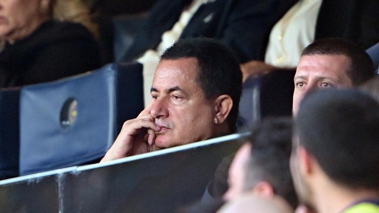 Fenerbahçe Asbaşkanı Acun Ilıcalıdan açıklama Teknik direktör gündemi...