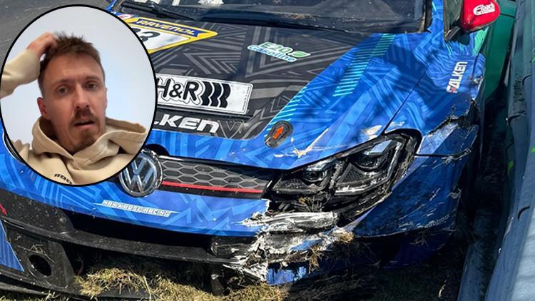 Fenerbahçenin eski yıldızı Max Kruse yürekleri ağızlara getirdi Yarış arabasını mahvetti