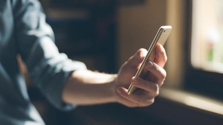 İğrenç olay dönüm noktası oldu: Telefon kamerasını sessize almak Asya ülkelerinde neden yasaklandı