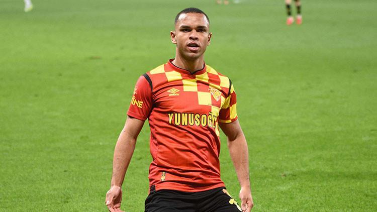 Göztepede Matsuki ve Juan Southamptona dönüyor Joe Aribo geliyor