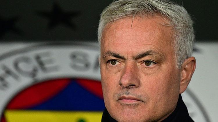 Mourinho kare asını arıyor Transferde Osimhen etkisi hedefi