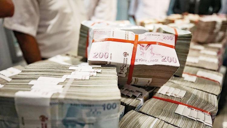 Nisanda bütçe açığı 174.7 milyar lira oldu