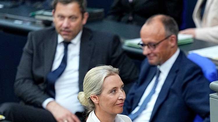 Merz, AfD’nin yasaklanmasına şüpheyle yaklaşıyor