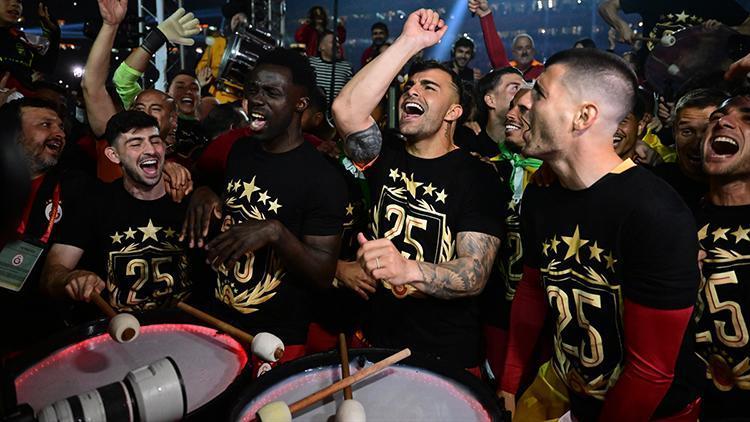 Galatasaray 25. şampiyonluğu ve 5. yıldızını doyasıya kutladı Anbean şampiyonluk kutlamaları