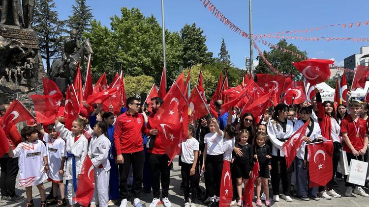 Uşakta 19 Mayıs coşkusu