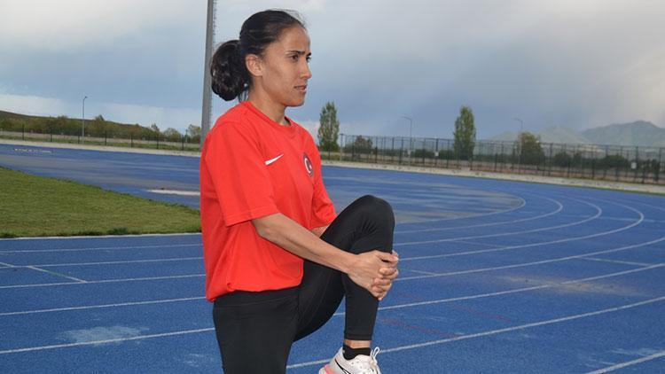 Her gün 30 kilometre koşan milli atlet Derya, gözünü Avrupa Kupasına dikti
