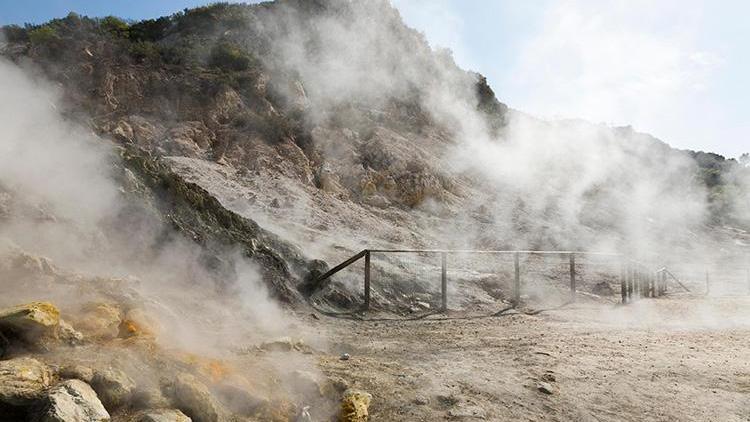 3 binden fazla deprem, yoğun gaz çıkışı... Zaman daralıyor, birkaç kilometre kaldı: Gezegeni kaosa sürükleyecek