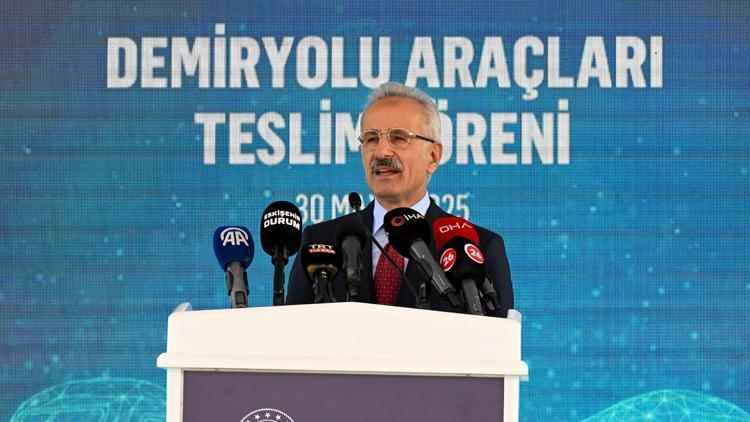 Yeni nesil demiryolu araçları hizmete hazır