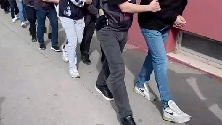 Son dakika haberi... Borsa İstanbulda manipülasyon iddiasıyla başlatılan soruşturmada 12 kişi tutuklandı