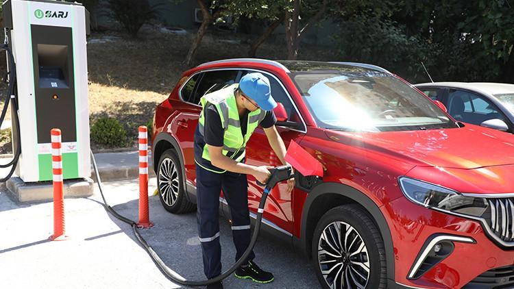 Elektrikli şarj istasyonu sayısı 11 bin 500e yükseldi