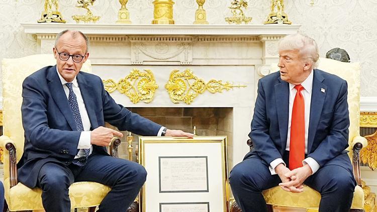 Merz Oval Ofis’te terlemedi