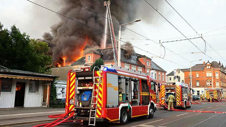 Dresden’deki yangında 3 kız çocuğu şüpheli