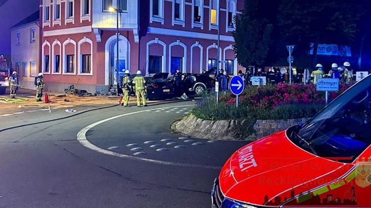 Binanın duvarına çarparak durabildi: 1 ölü, 6 yaralı