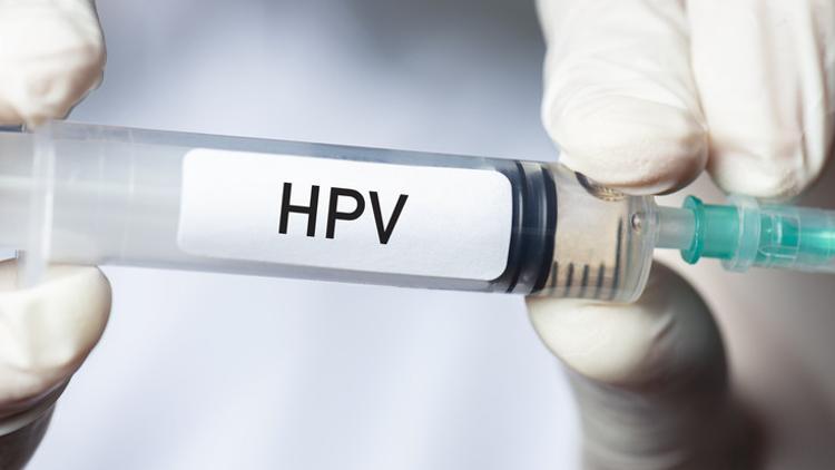 HPV aşısı ücretsiz oluyor! '13 yaşındaki bütün çocuklarımıza HPV aşısını yapabilir hale getireceğiz'