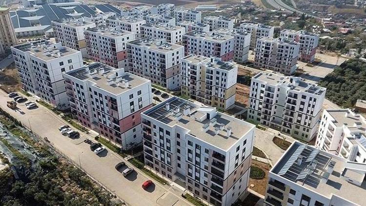 TOKİ, geçen ay 5 bin 899 konutu hak sahiplerine teslim etti