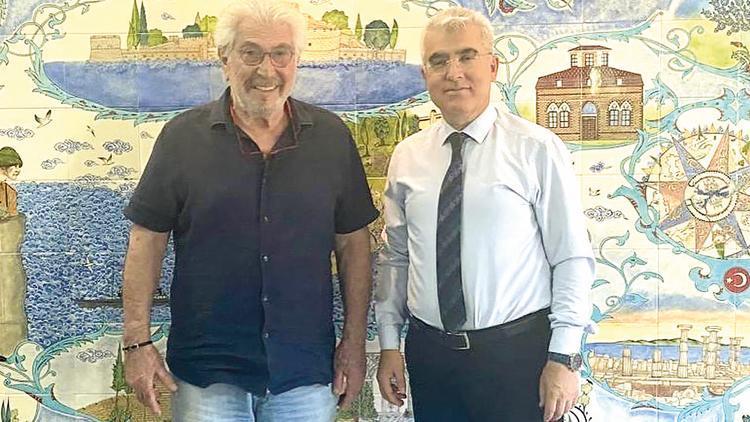 Erdal Özyağcılardan anlamlı ziyaret