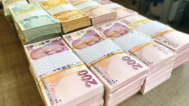 Mayıs bütçesi 235.2 milyar fazla verdi