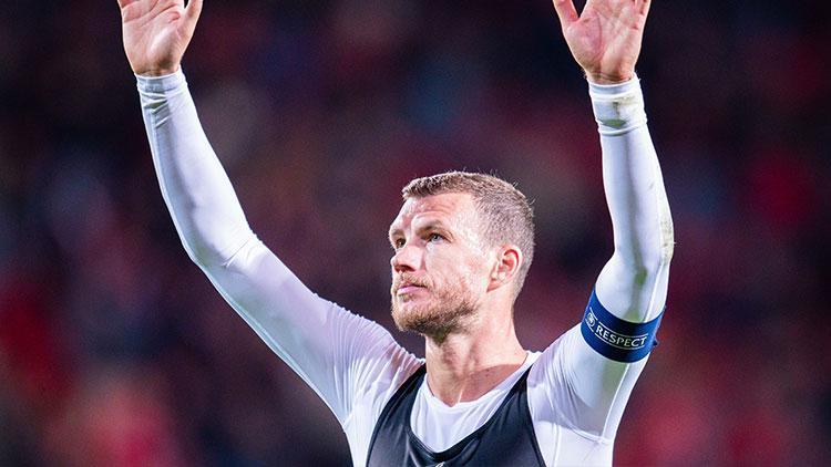 Edin Dzeko, imza için İtalyada