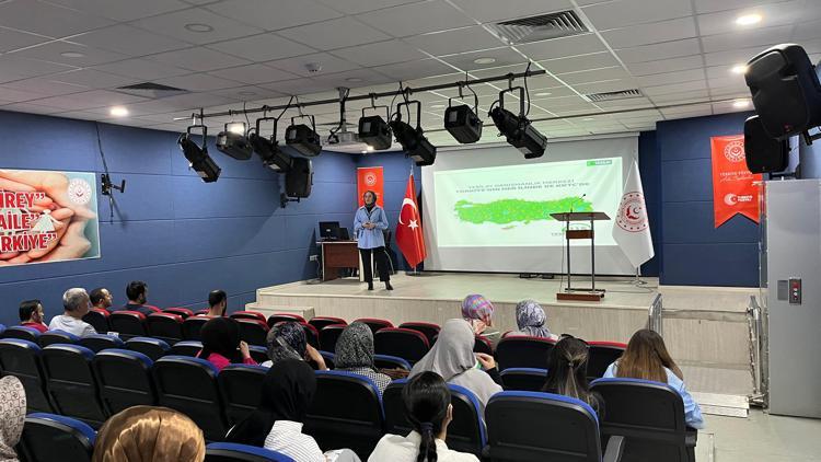 Muşta kurum personelleri bağımlılıkla mücadele çalışmaları hakkında bilgilendirildi