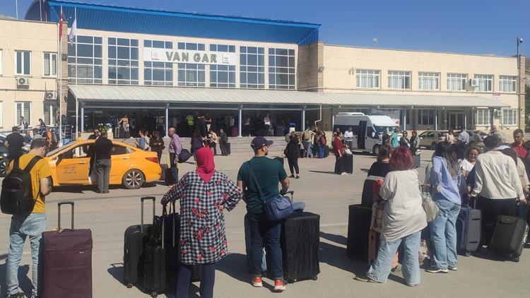 Bakan Uraloğlu: Van-Tahran seferleri devam ediyor