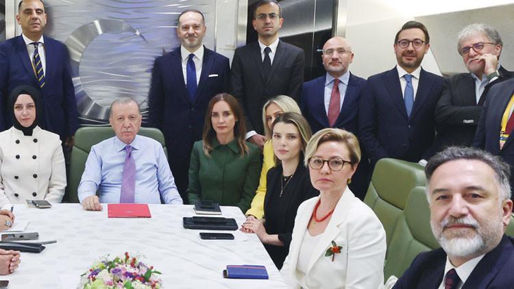 Erdoğan, Lahey dönüşü uçakta gazetecilere konuştu: Sistemler sistemi Çelik Kubbe’yi inşa ediyoruz
