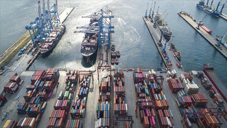 Türkiyenin 5 aylık ihracatının yarısı 7 gümrük noktasından gerçekleştirildi
