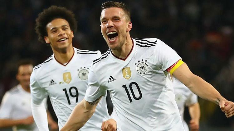 Galatasarayın eski golcüsü Podolski, yeni transfer Sane hakkında konuştu: Parasını evde bırakmaya alışsa iyi olur