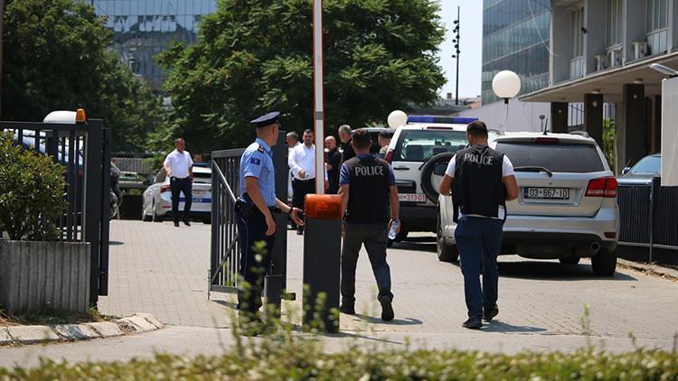 Kosovada bomba paniği Meclis boşaltıldı