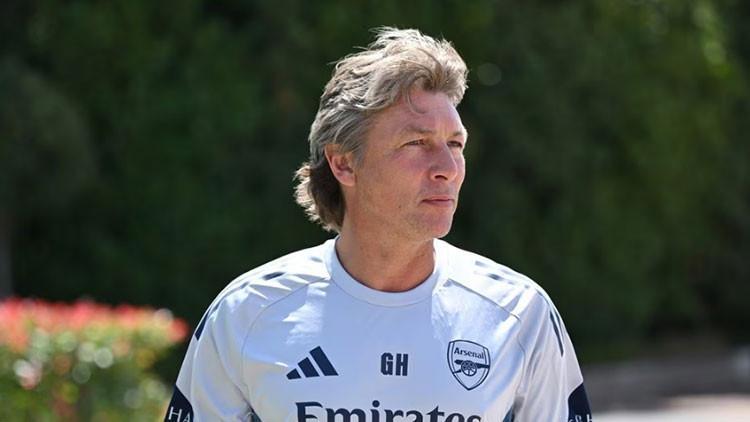 Gabriel Heinze, Arsenalin antrenör ekibine katıldı