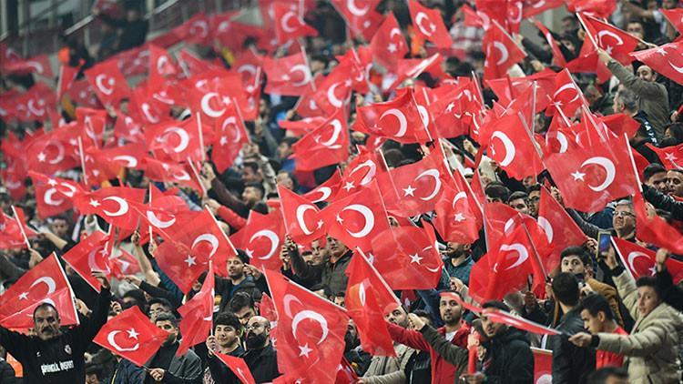 Sezon öncesi taraftara müjde: Artık stadyumlara kimlikle girilebilecek