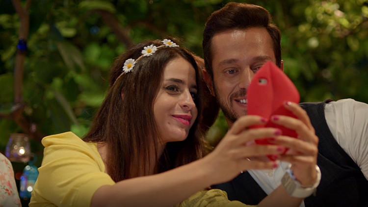 Hadi İnşallah filminin konusu ve oyuncuları Hadi İnşallah ne zaman vizyona girdi