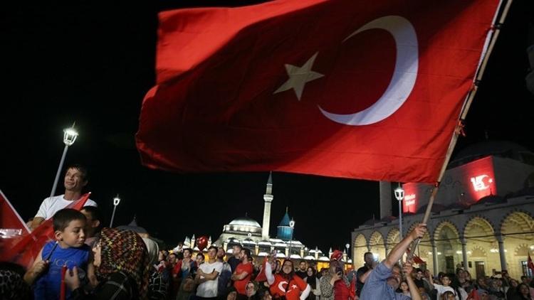 Ekonomi yönetiminden 15 Temmuz mesajı